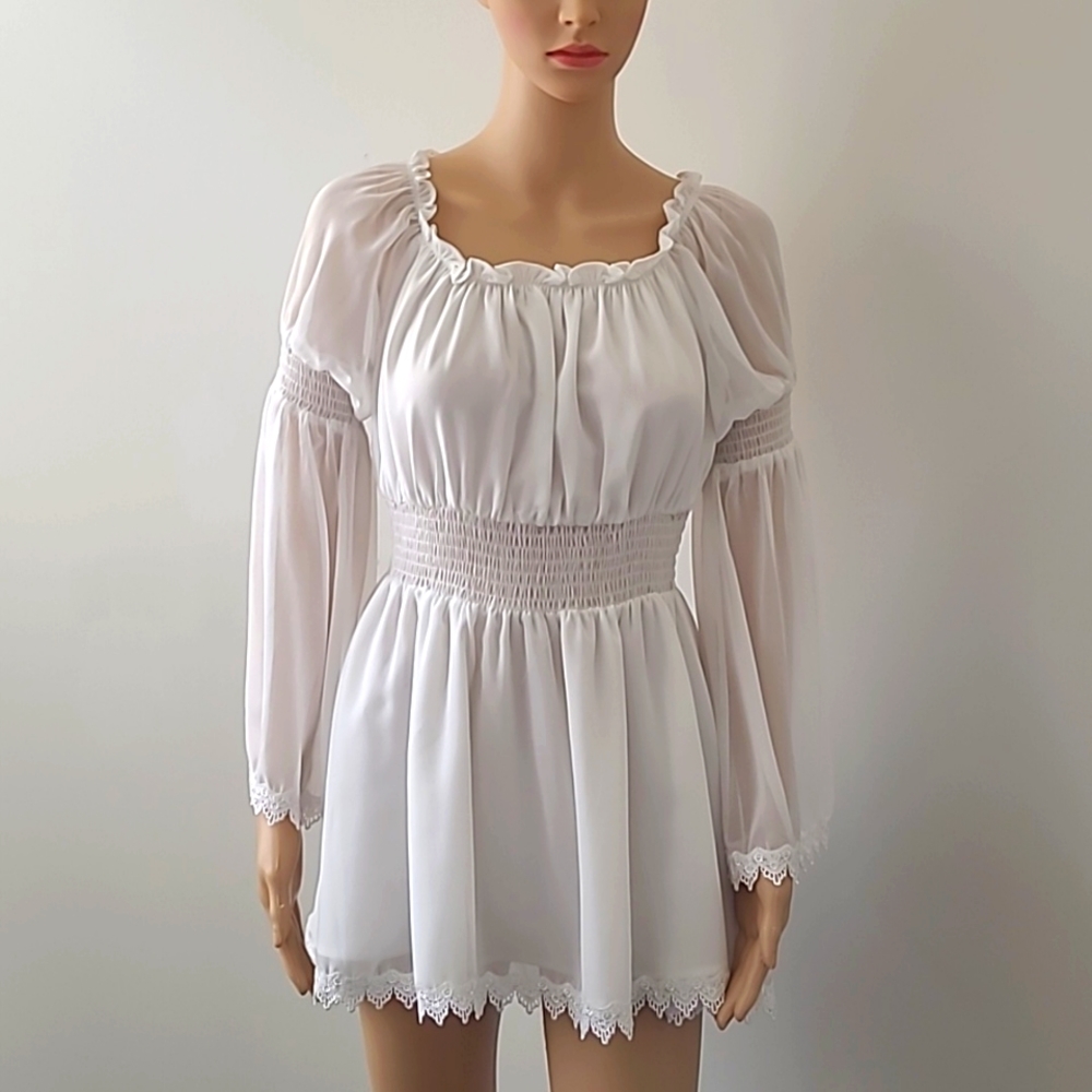 Widow white bell sleeves mini dress